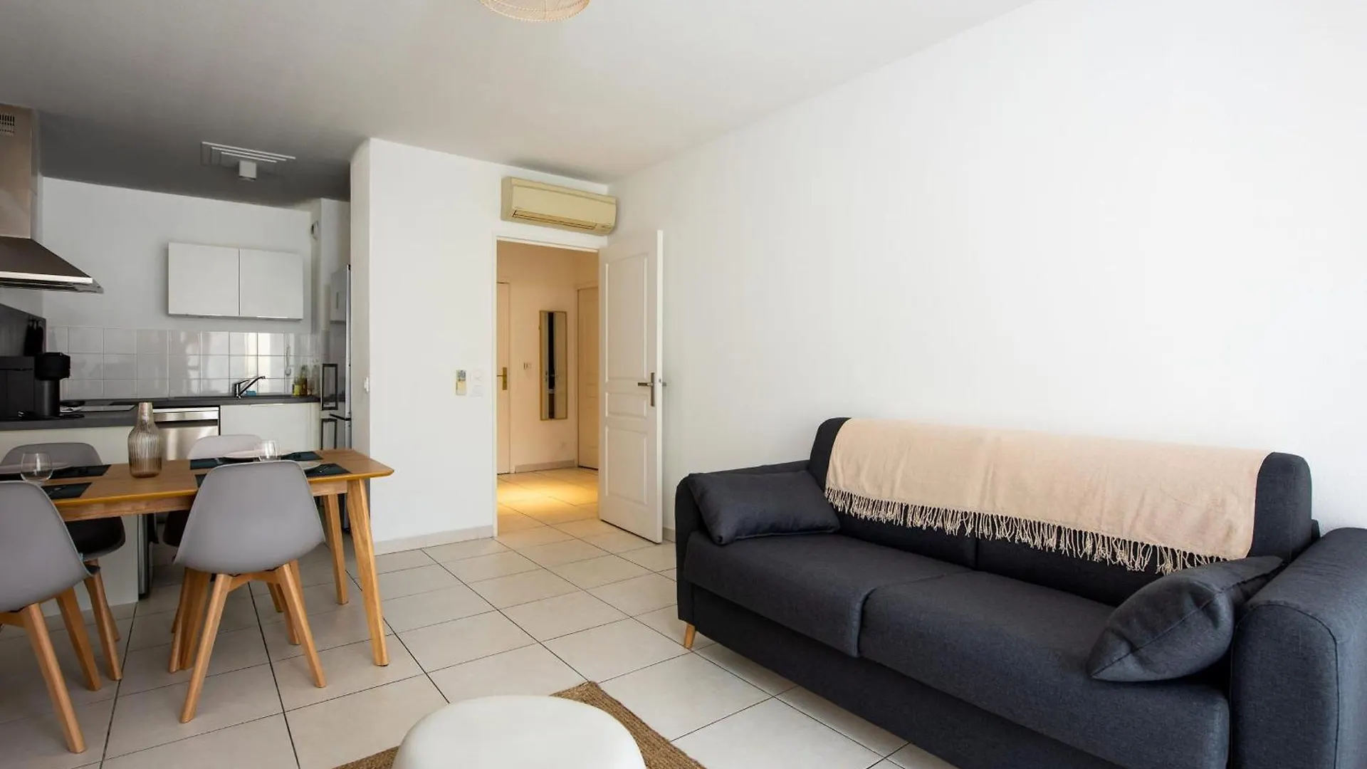 Apartment Appartement Antibea - Welkeys Antibes France